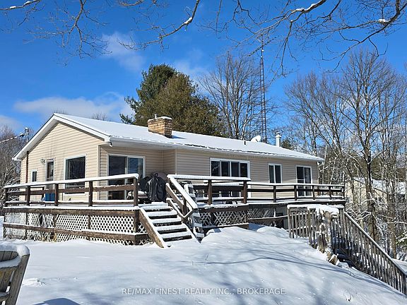 2nd image of 1182 Clement Rd