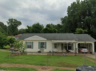 3 Lee Haven Ct, Greenville, SC 29611