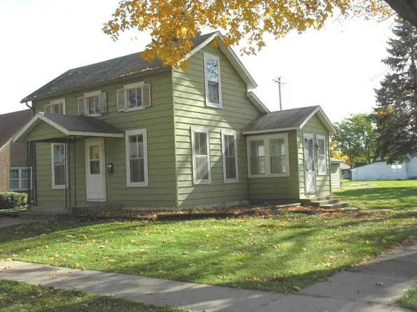 1002 State St, Osage, IA 50461