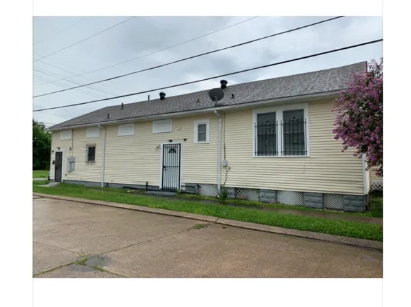 5310 Venus St APT A, New Orleans, LA 70122