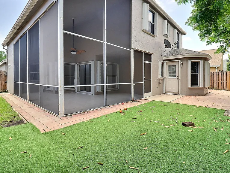 9401 Aegean Dr — Photo 27