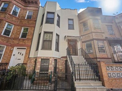 527 57th St, Brooklyn, NY, 11220