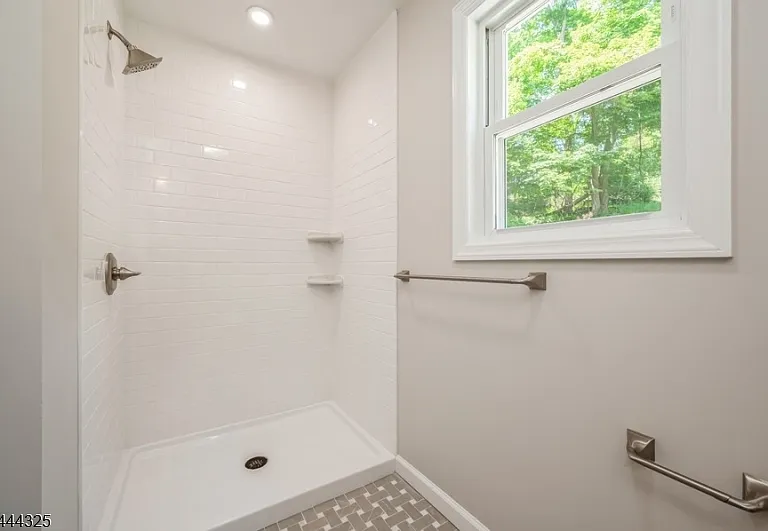 1225 Sussex Tpke — Photo 25