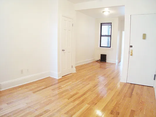 Rented by DSA Realty | media 36