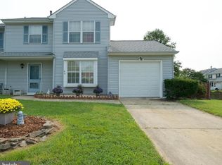 40 Old Orchard Dr, Sicklerville, NJ 08081