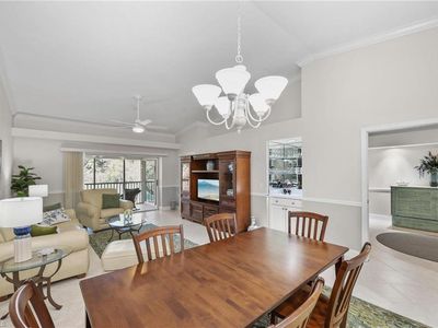 3715 Buttonwood Way APT 1725, Naples, FL, 34112