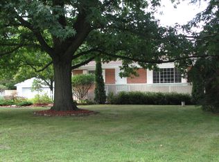 3636 Section Rd, Lambertville, MI 48144