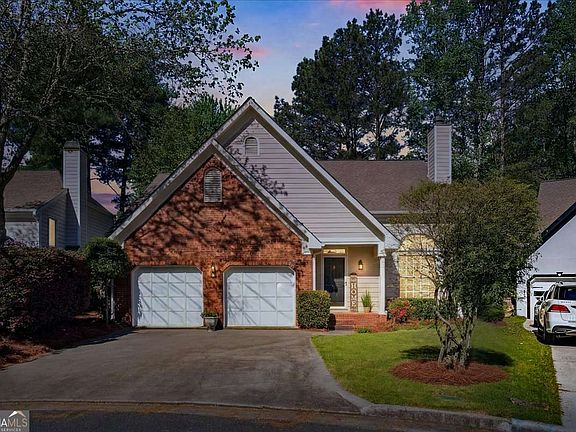 2nd image of 220 Ridge Point Ct