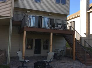 5930 Annapolis Ln N, Plymouth, MN 55446