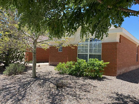 3rd image of 10205 Wickenburg St NW