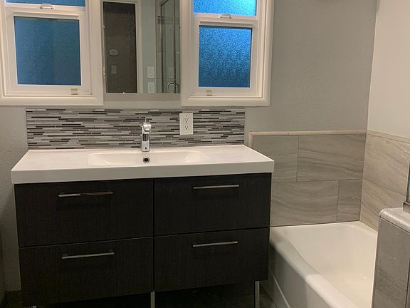 5th image of 724 Camino Dr