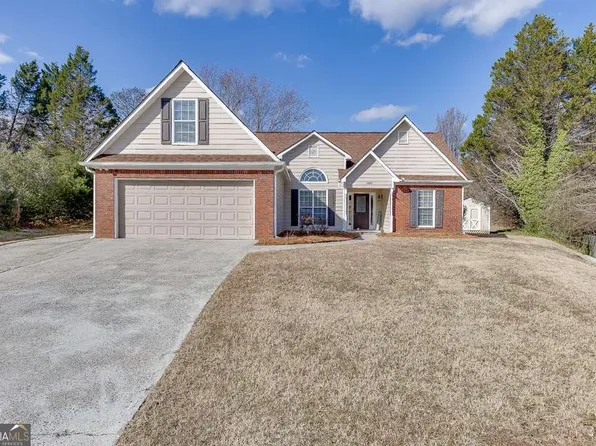 1920 Hampton Walk Ct, Hoschton, GA 30548