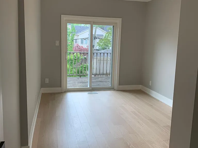 227 Logan Ave — Photo 13