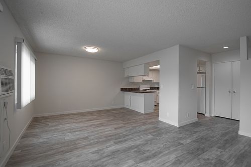 3rd image of 10237 Tujunga Canyon Blvd #A206