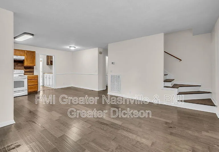 3153 E Lake Dr — Photo 5