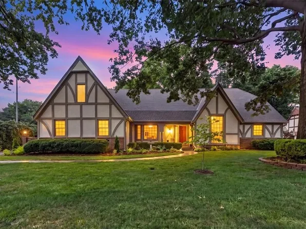3516 W 101st Ter, Leawood, KS 66206