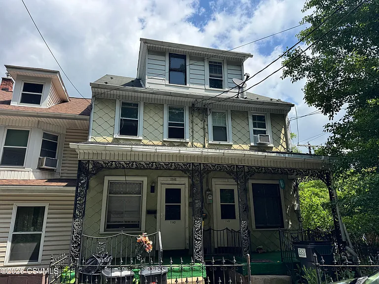 1143 E Webster St — Photo 1