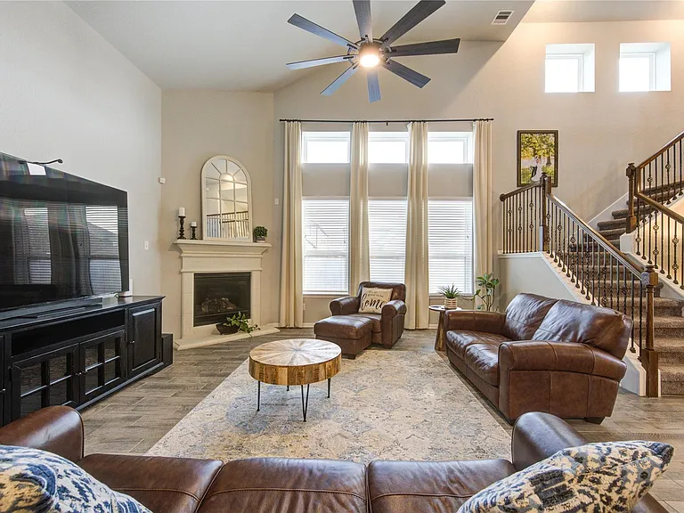 5439 Rustic Ruby Dr — Photo 14