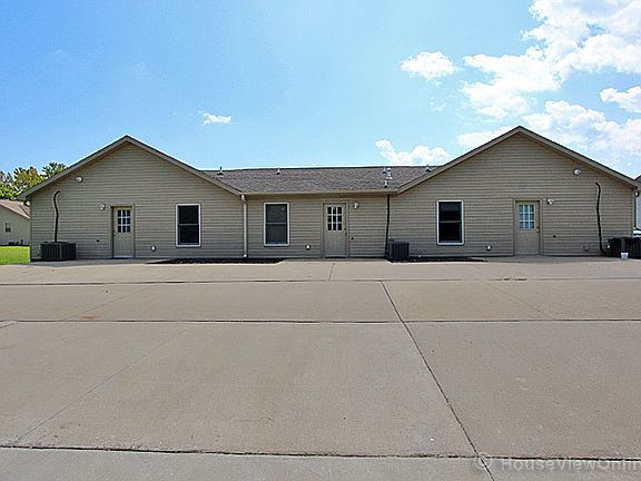 4th image of 2970 Shamrock Ct