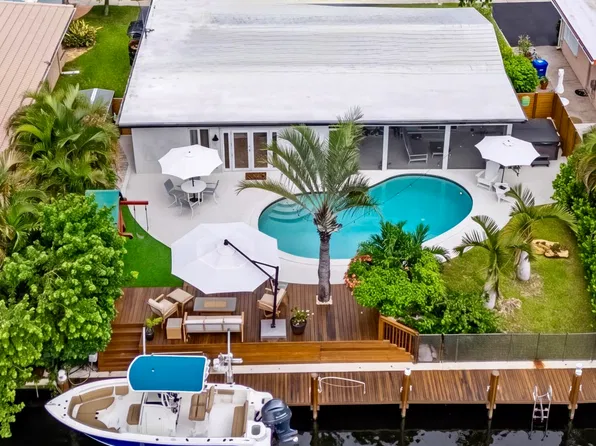 160 SE 9TH Street, Pompano Beach, FL 33060