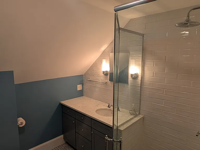 Full Bath #3 on 3rd floor