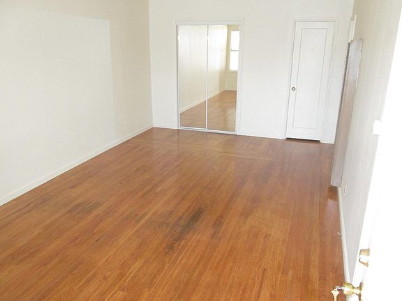 2nd image of 1132 Chula Vista Ave #A