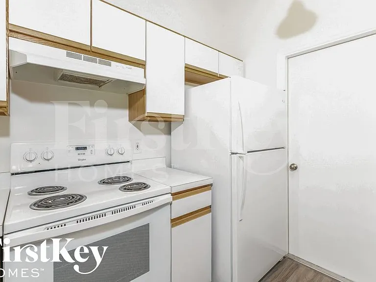 1517 Fairlight St NW — Photo 6