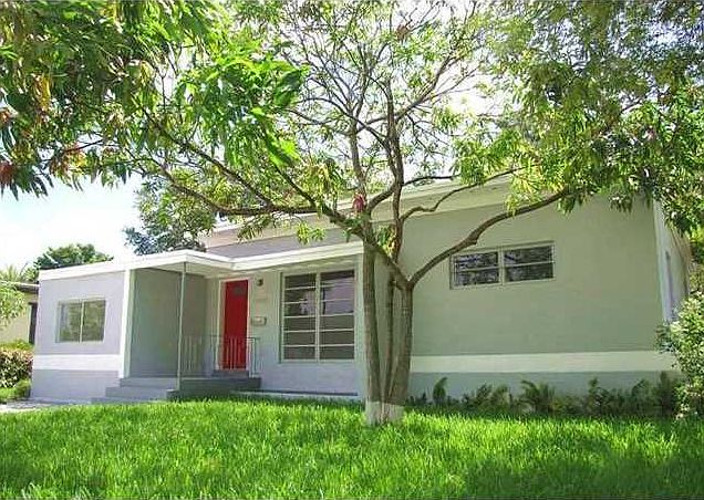 1st image of 13925 Ne 16th Ct