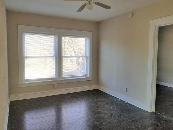 2nd image of 2712A E 26th St #2712-A