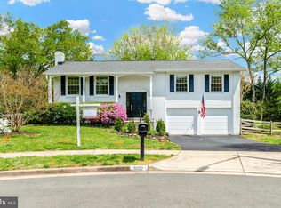 9100 Rural Plains Pl, Springfield, VA 22153