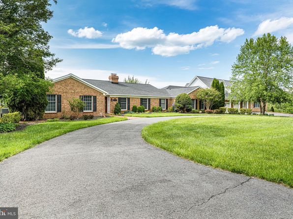 39937 Charles Town Pike, Hamilton, VA 20158