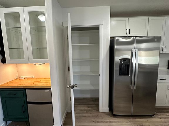 3rd image of 158 E River Bend Rd #158