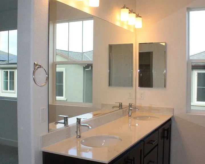 405 Mystic Ln — Photo 17