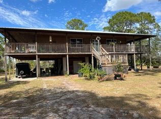 70 Rising R Rd, Lake Placid, FL 33852