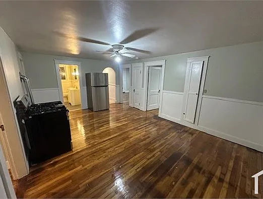448 Hamilton St #B — Photo 7