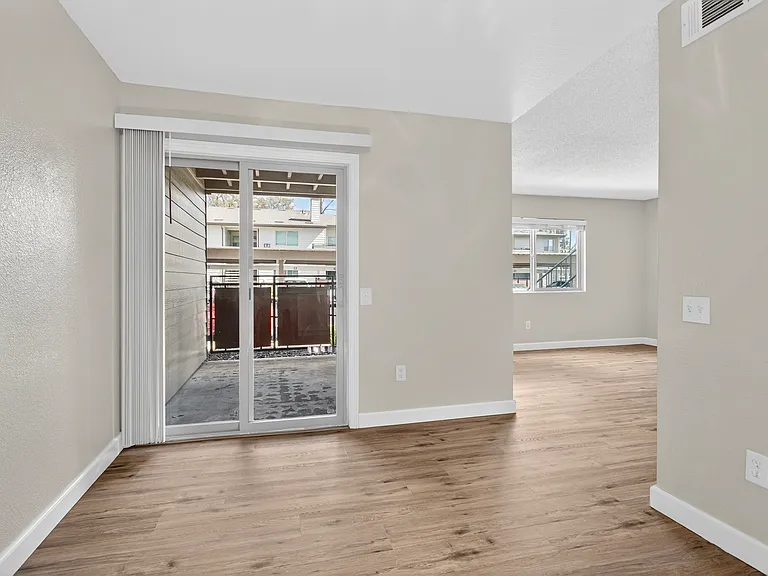 Spring Meadows Apartments — Photo 16