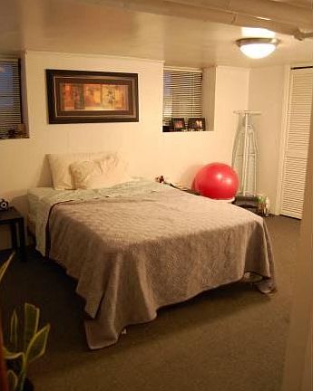 Spacious bright main room