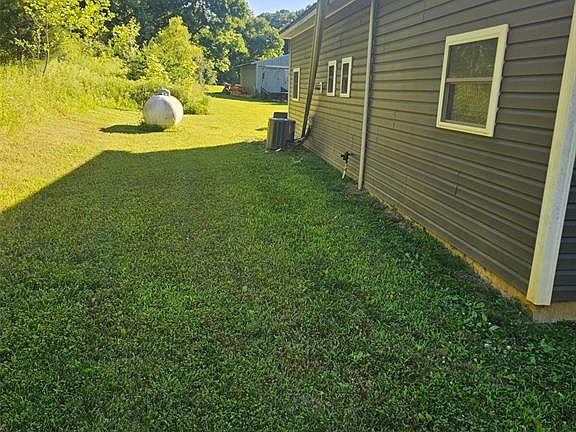 2nd image of 1329 Poor Farm Hollow Rd