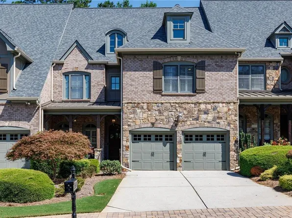 230 Wisteria Cir, Roswell, GA 30076