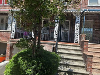 4439 Byron Avenue, Bronx, NY, 10466