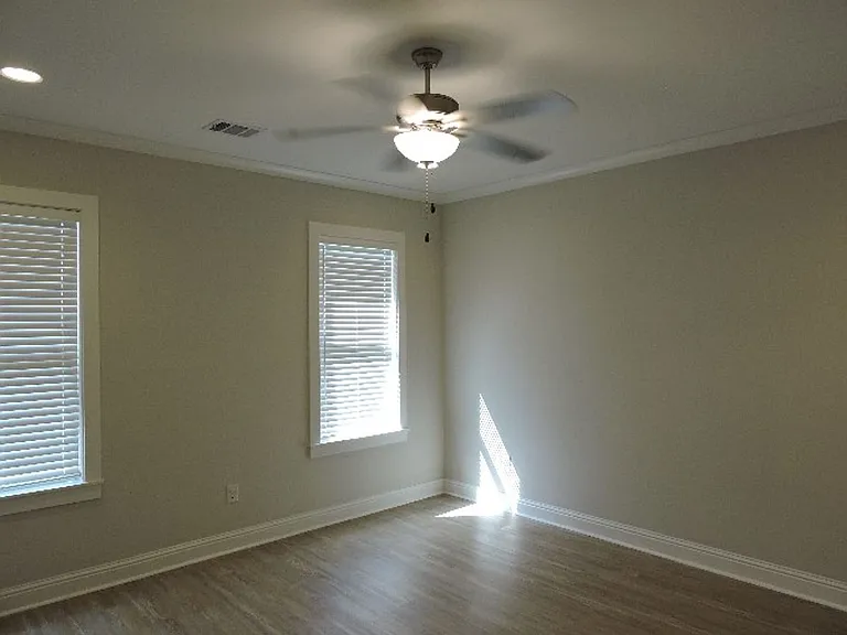 15042 Vintage Jade Ct — Photo 17
