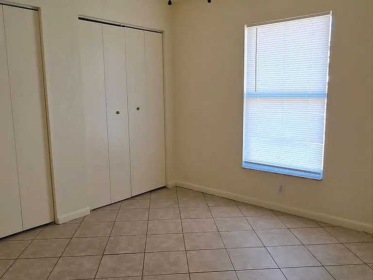 8325 Omaha Cir — Photo 6