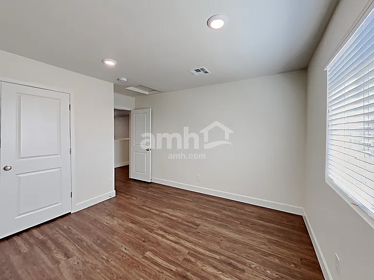 1613 Viaggio Ave — Photo 20