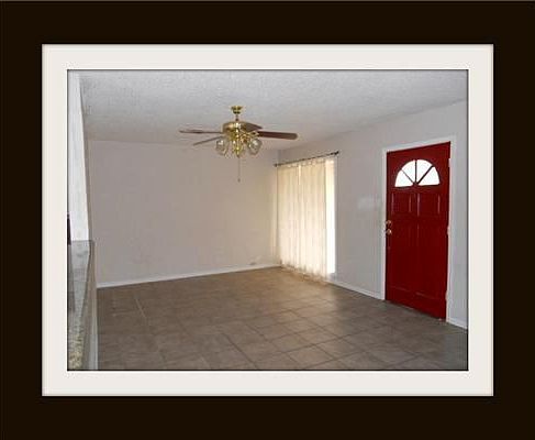 2nd image of 5825 Limerick Dr
