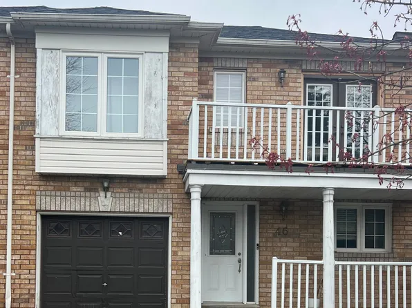 46 Seaside Cir, Brampton, ON L6R 2G7