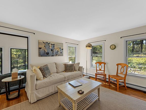 5th image of 3034 Baker Avenue