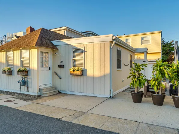 39 Stone Ct, Stone Harbor, NJ 08247