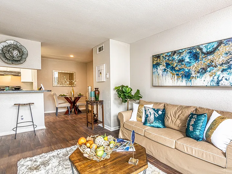 The Park @ Live Oak Apartments — Photo 13