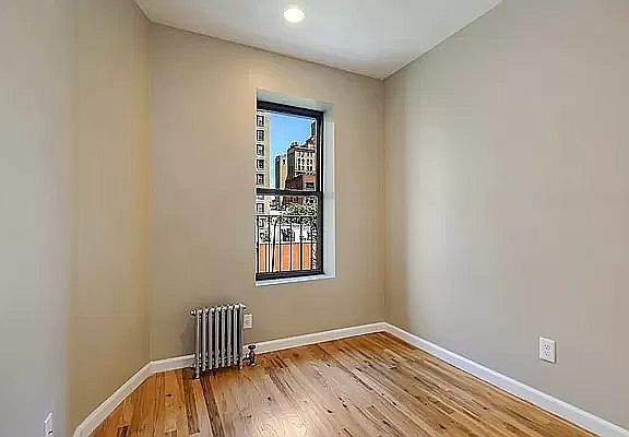 3rd image of 314 E 78th St #23