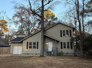 419 Offing Dr, Fayetteville, NC 28314
